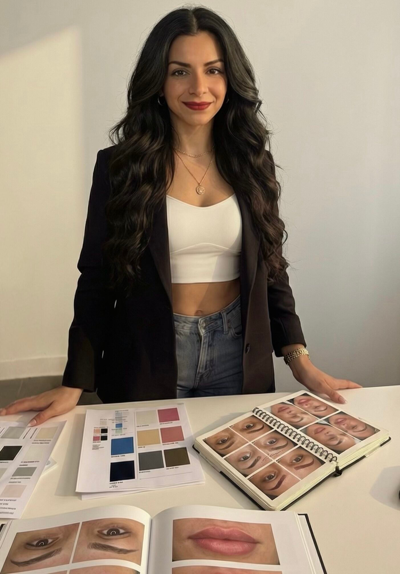 Skarlet Leon — PMU specialist Bournemouth, smiling and welcoming